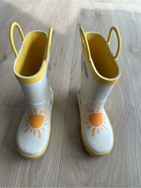 Target Kids White Rain Boots with Yellow Sun Accents
